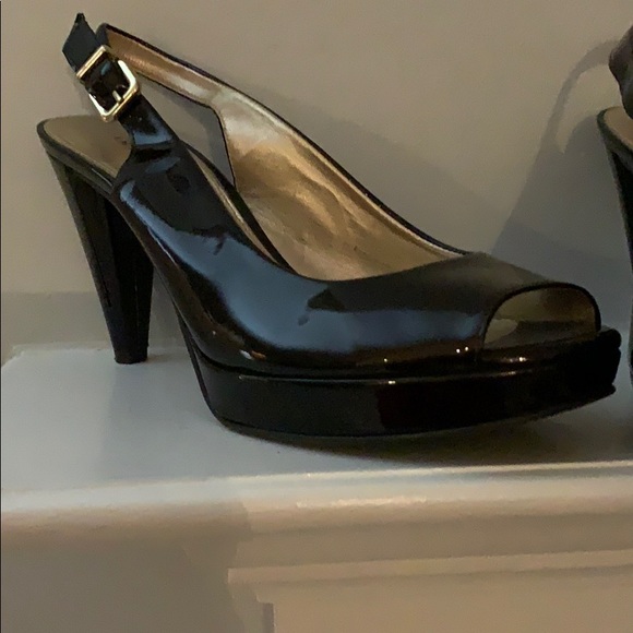 Heels - Picture 2 of 2